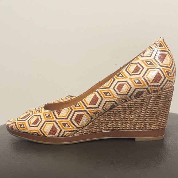 Naturalizer Vanilla Narlene Open Toe Wedge Heels NIB 8N 8 Narrow Cream Brown - Picture 3 of 12